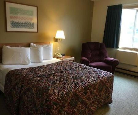 Value Host Marquette Hotell Exteriör bild
